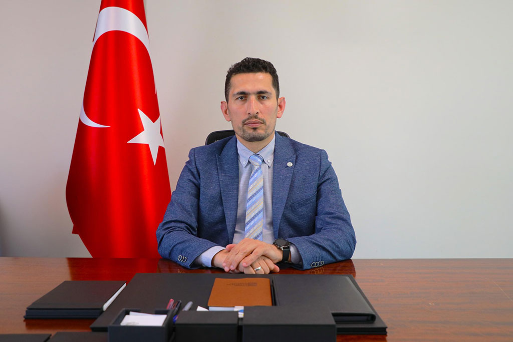 Uğur KANDEMİR