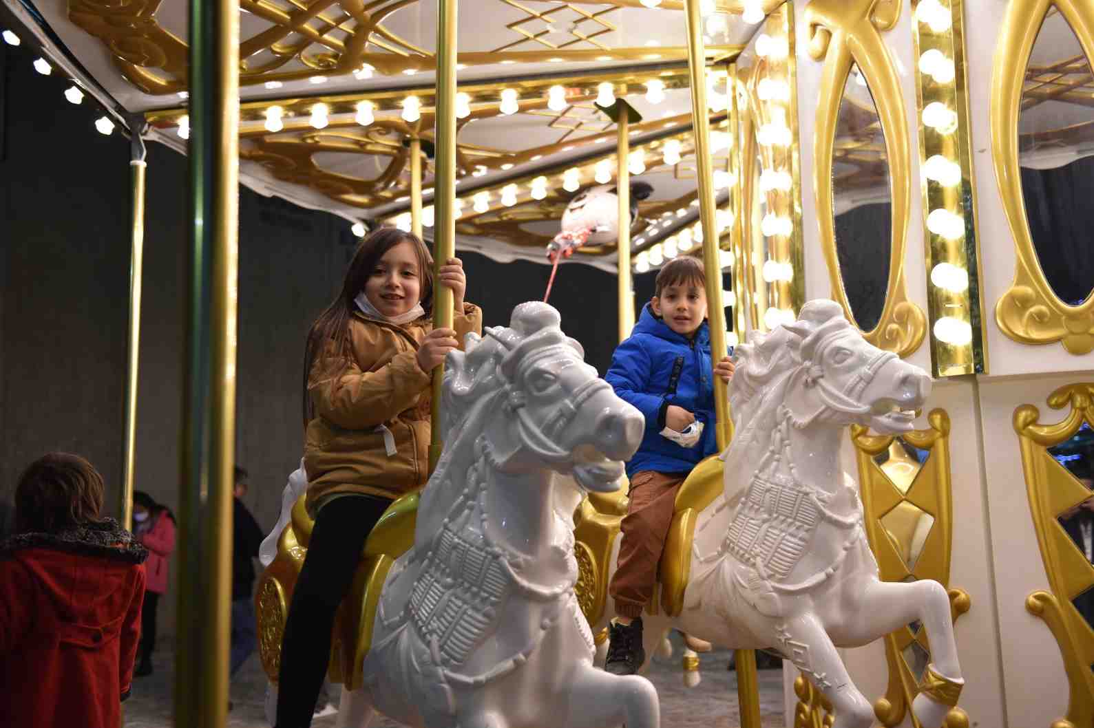 crop_230fe902-01ca-4cde-9d19-3d3913ed9f23.jpeg