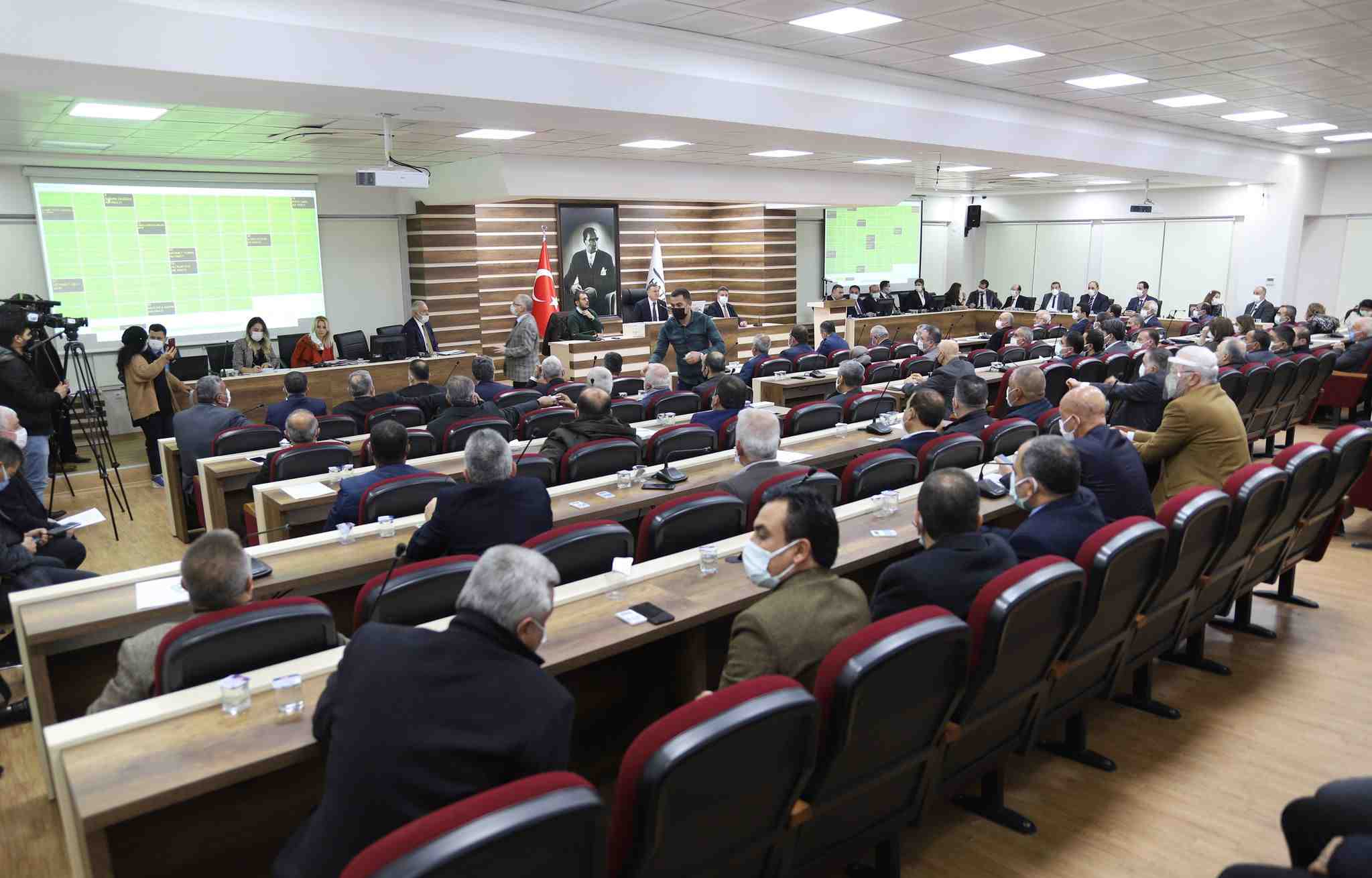 crop_23d0b9ba-1bbb-4c56-88f1-d5cf378266e6.jpg