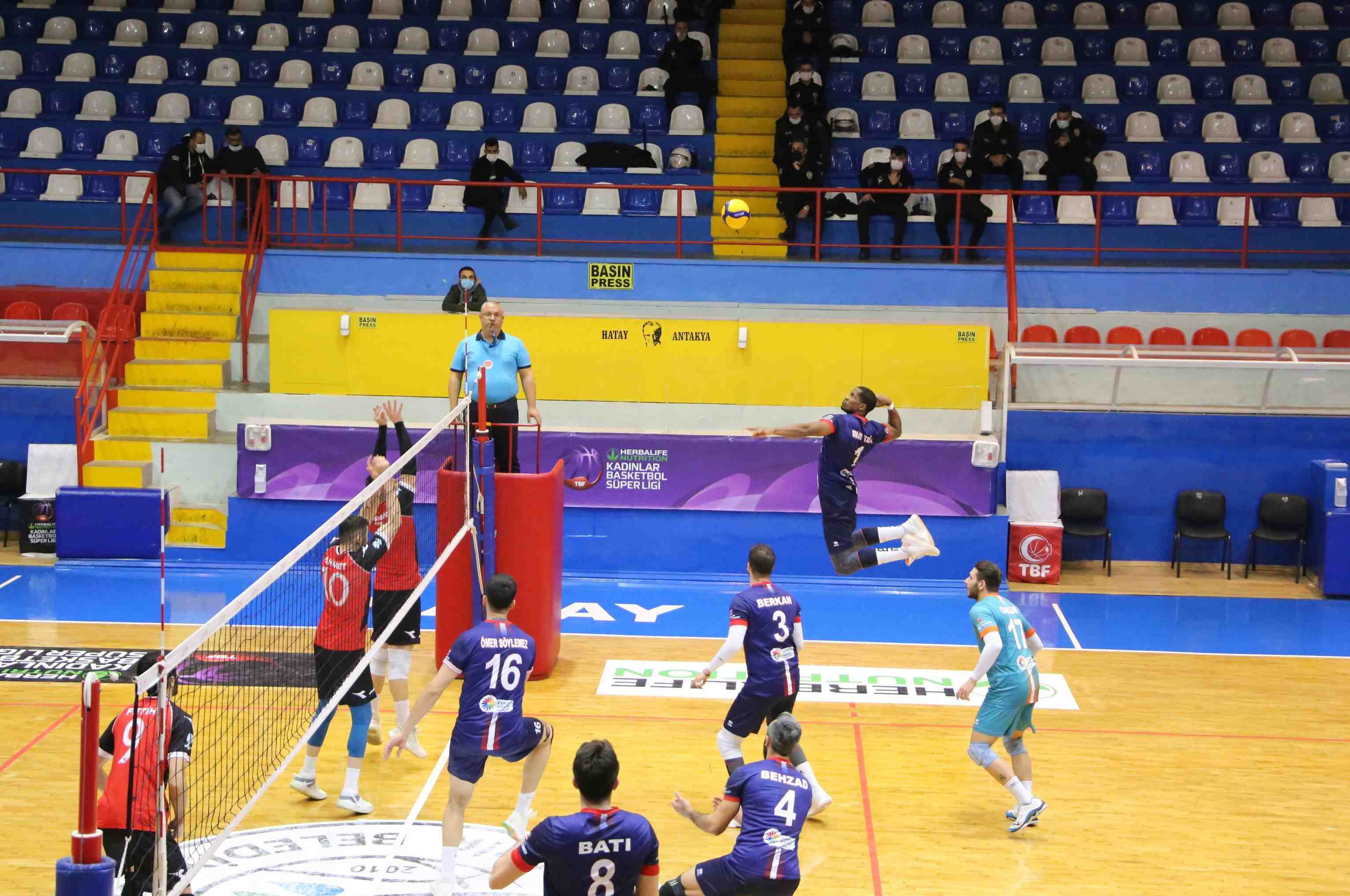 crop_38977b22-9962-4262-9339-7e1bf3a5595e.jpg