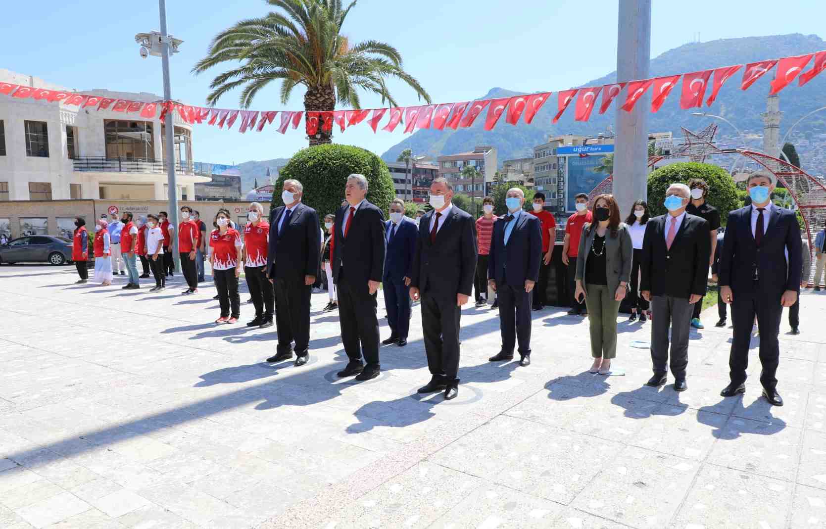 crop_560e1e4e-df5d-4db3-82a9-cbf260257018.jpeg