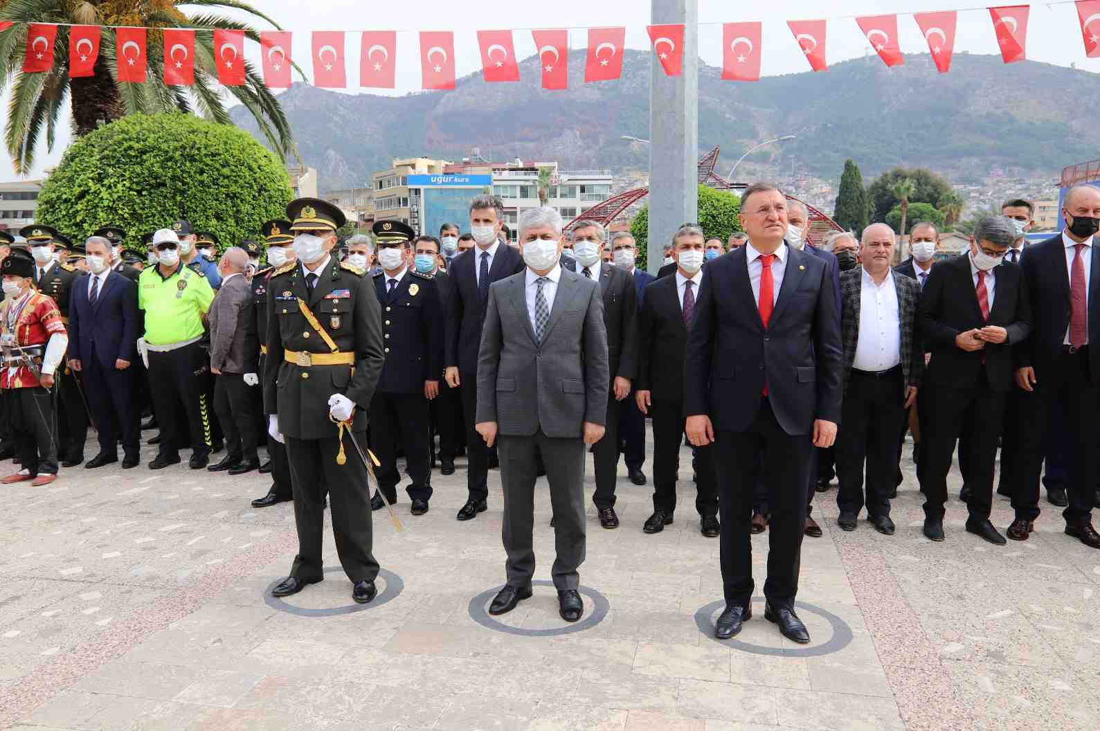 crop_7255385a-769e-41c5-af8f-4d57b9a7f79a.jpg