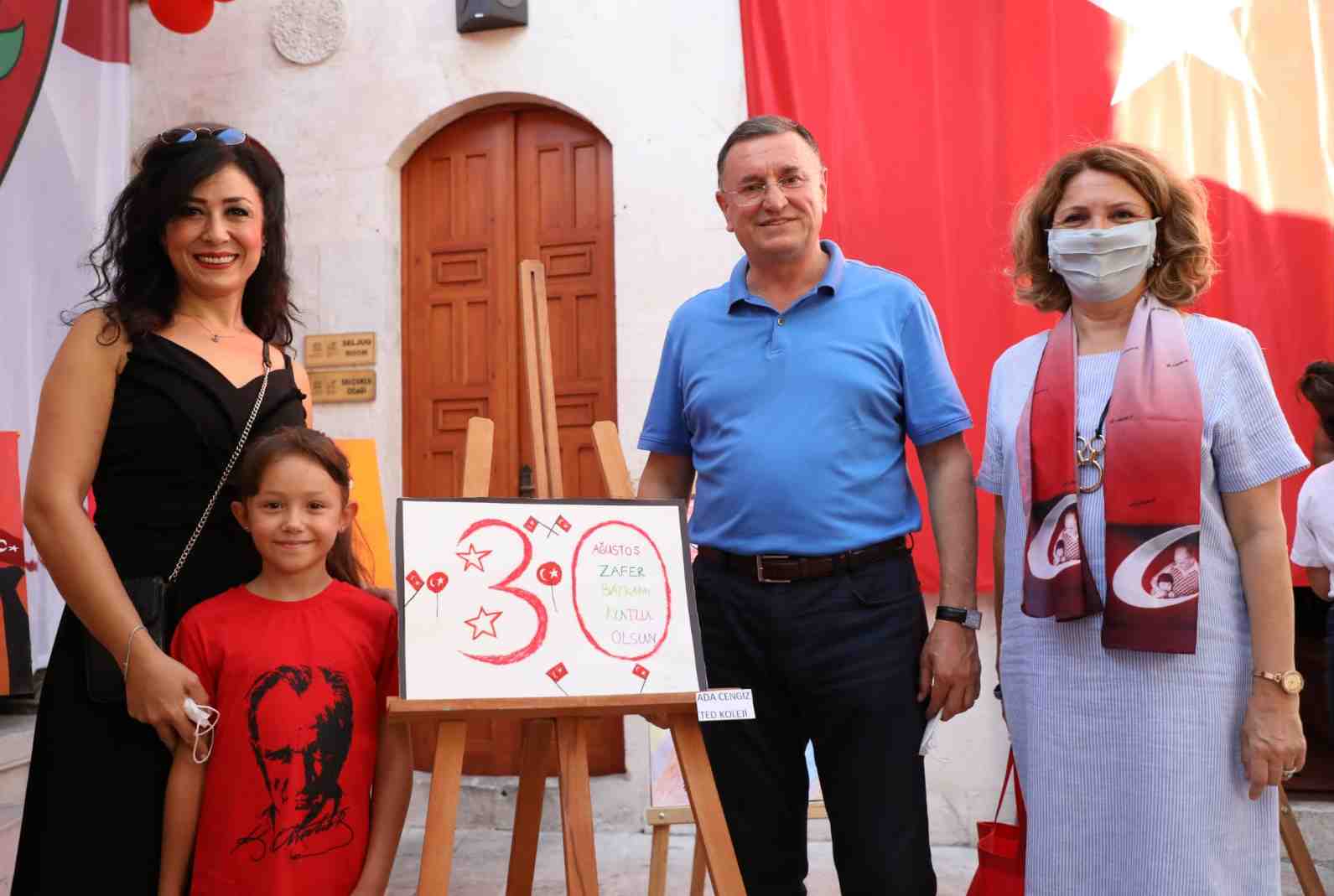 crop_903c3913-4fe1-41b2-a34d-2125db713c2f.jpeg