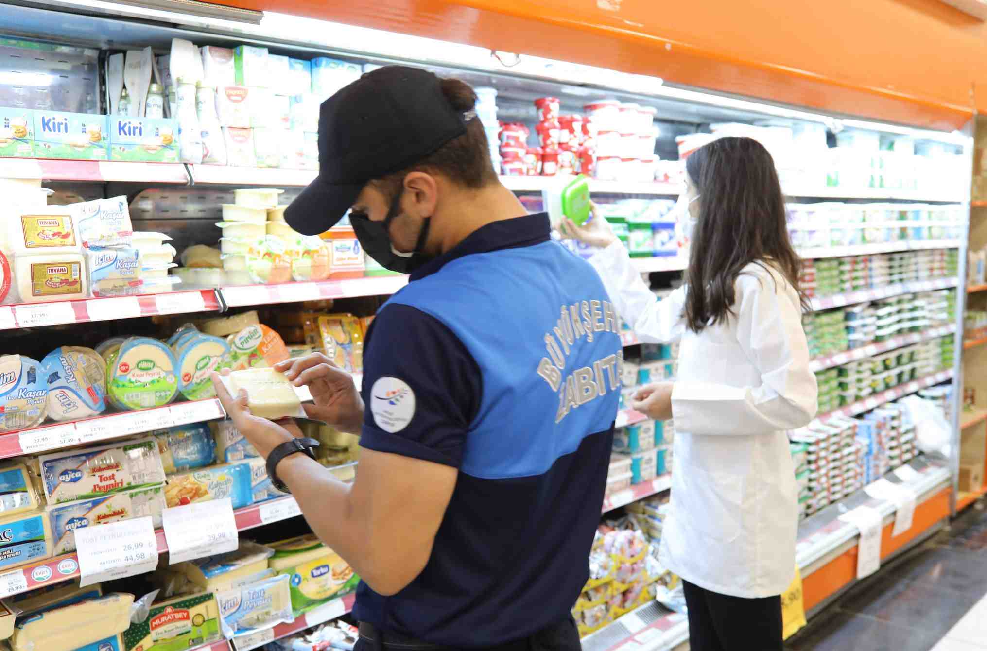 crop_a9f26a98-098f-4e2f-ad2c-ea5061cd258e.jpg