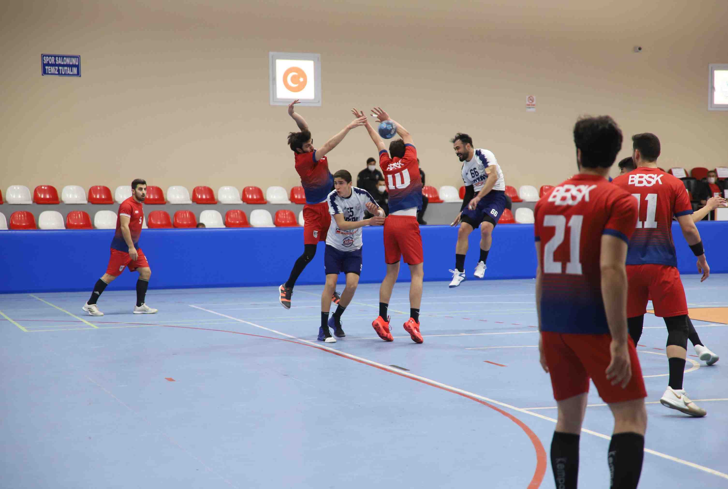 crop_ad363eea-26a6-4e2f-a9cc-1fb828aac687.jpg
