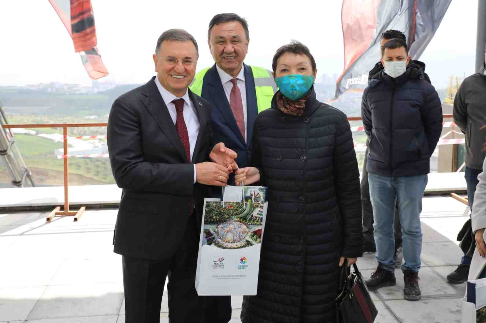 crop_b60a7f0d-9c3c-4769-888f-5b468266fb5c.jpg