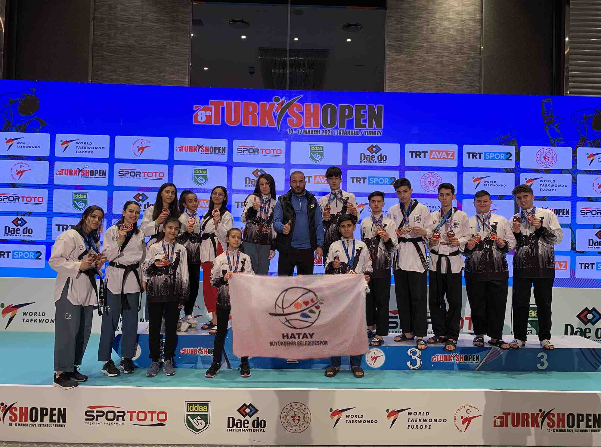 crop_e375d569-3665-4528-bf80-b1af5e09fc8a.jpg
