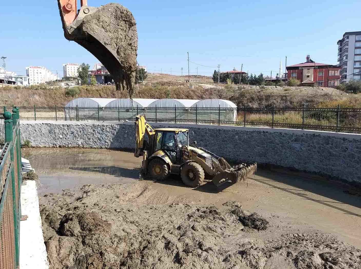 crop_eae59a98-2405-44e0-94d8-540e7dde5222.jpeg