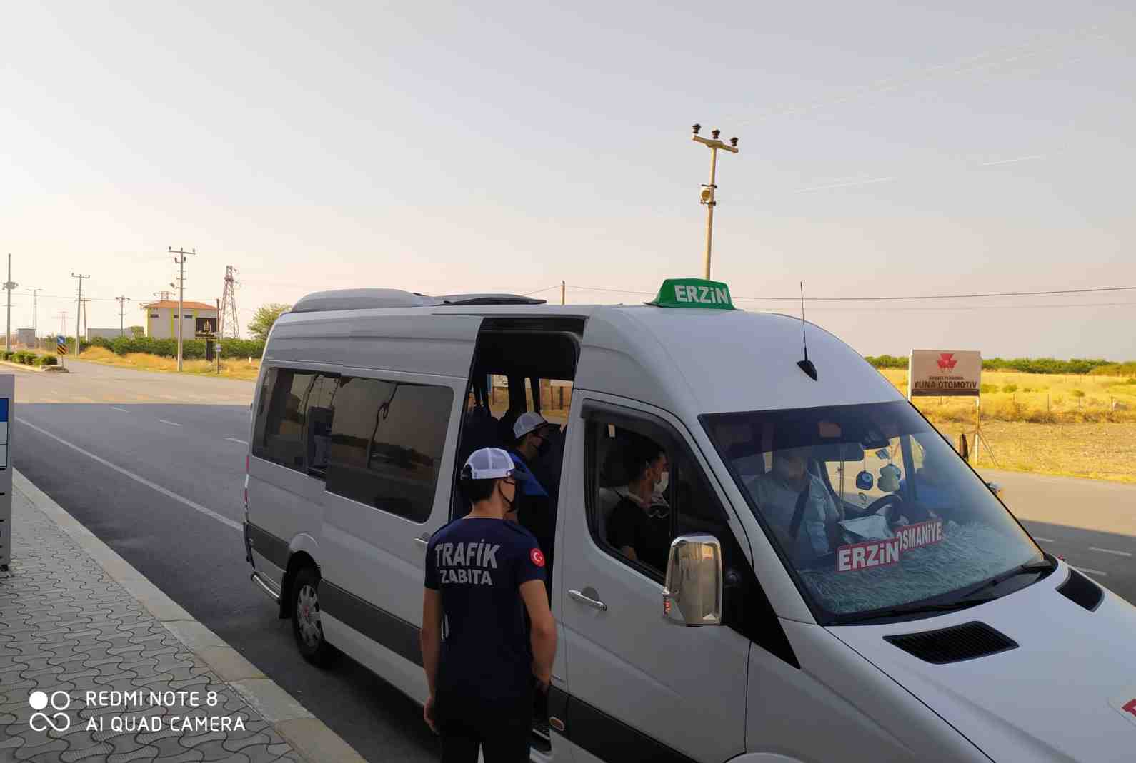 crop_ee33a056-2d18-47df-b2ad-e0c434918194.jpg