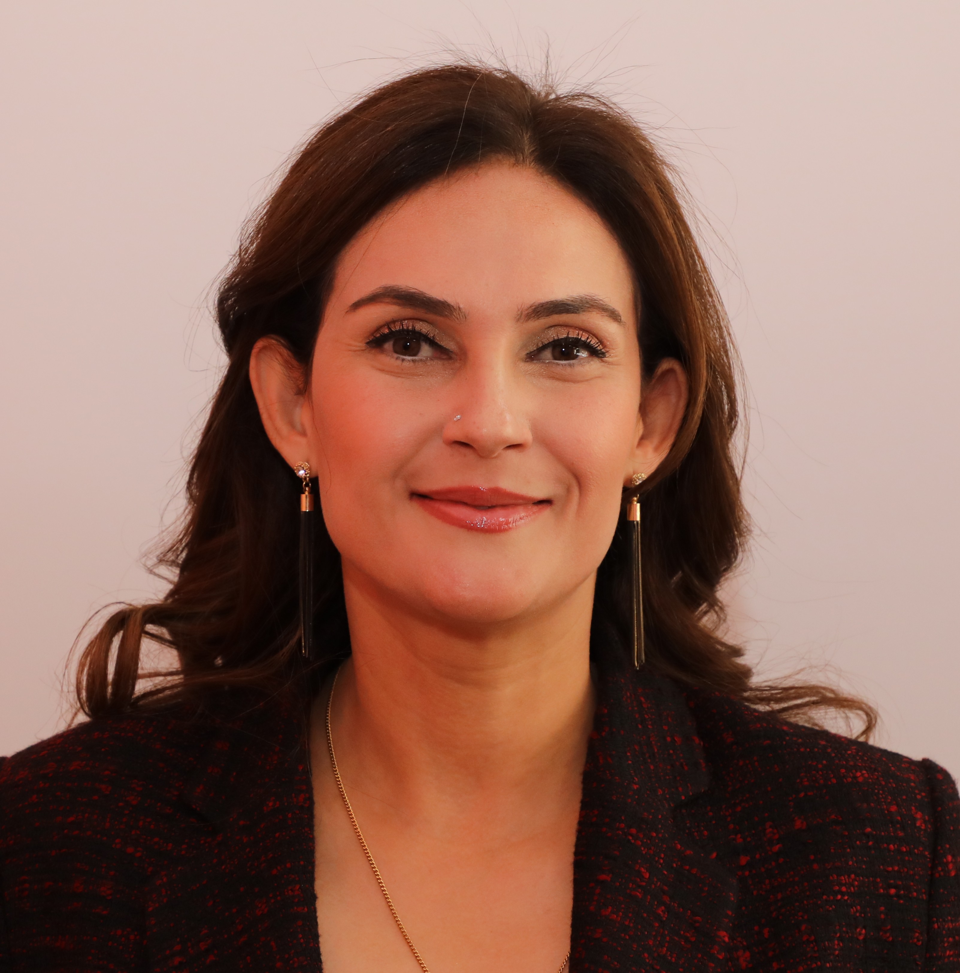 Ayşe DOLAR